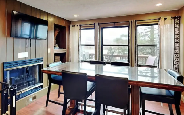 Loft of Luxury by Taylor Made Deep Creek