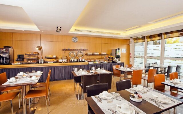 Residhome Apparthotel Paris Massy