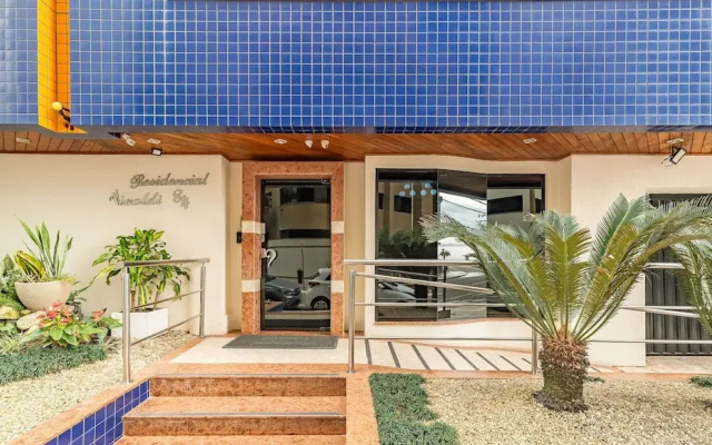 3BR Apt w/ BBQ 80m From Beach Erv0101