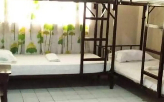 Bamboo Garden Business Inn