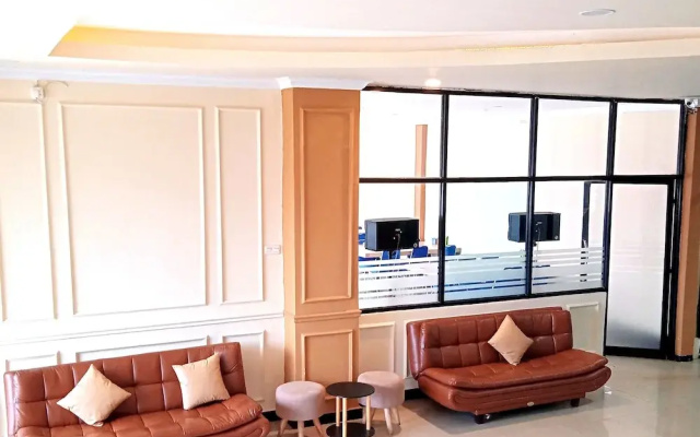 Grand Permata Hotel Palembang by Sajiwa - Hotel in Palembang - Photo 2