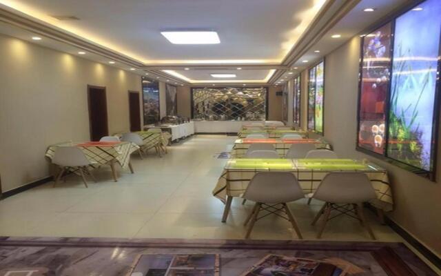 7Days Premium Tengzhou Middle College Road High Speed Rail Station