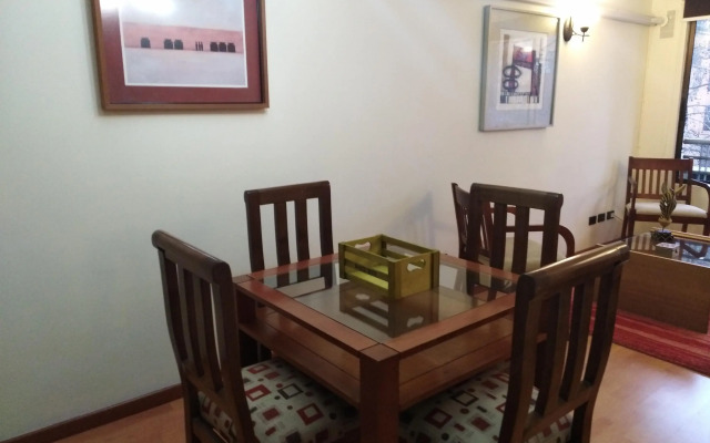 Room Apart Escuela Militar