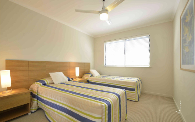 Ivory Palms Resort – Guest Rooms – Diddillibah