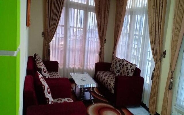 Nina King Homestay