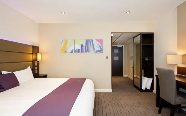 Premier Inn Warrington - A49 M62 J9