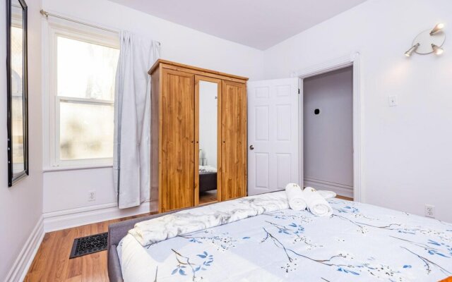 Cozy Warm - 2BR Apt With King Bed - Steps From Byward Market