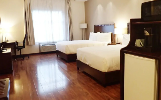 Days Inn & Suites by Wyndham Fort Saskatchewan