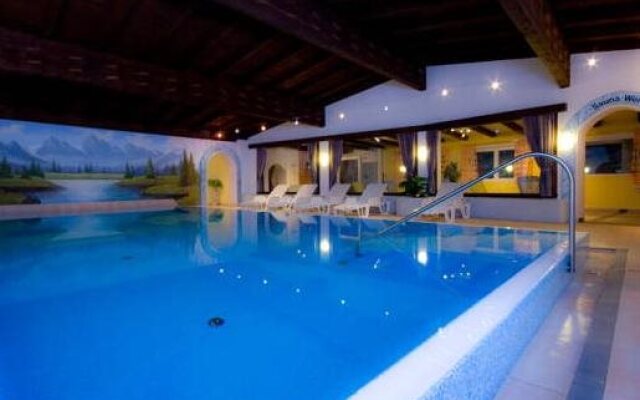 Gisela Hotel