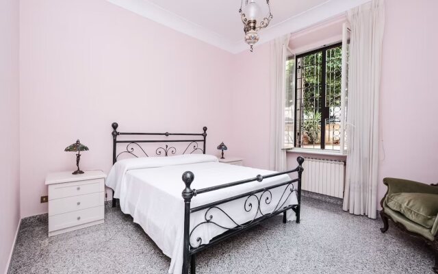 Lush Garden Steps Away from Great Park