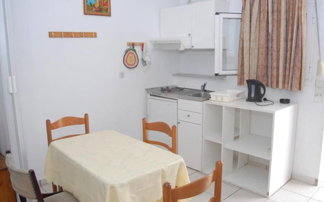 Amazona Apartments and Studios