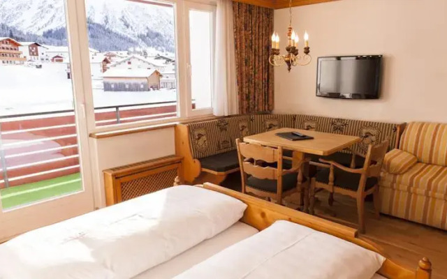 Ferienwohnung Chesa Arula 125