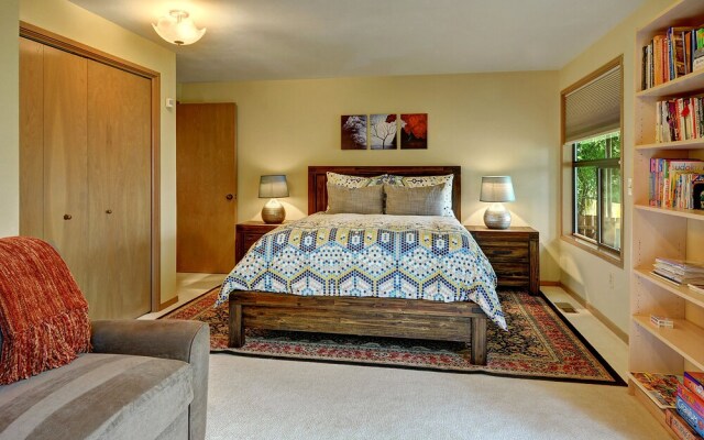 Madison Park Manor - Three Bedroom Home