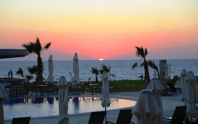 Gold Lagoon Kosher Hotel