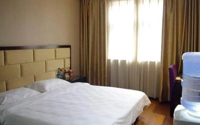 Xingrui Chain Hotel（Xuchang Liancheng Avenue）