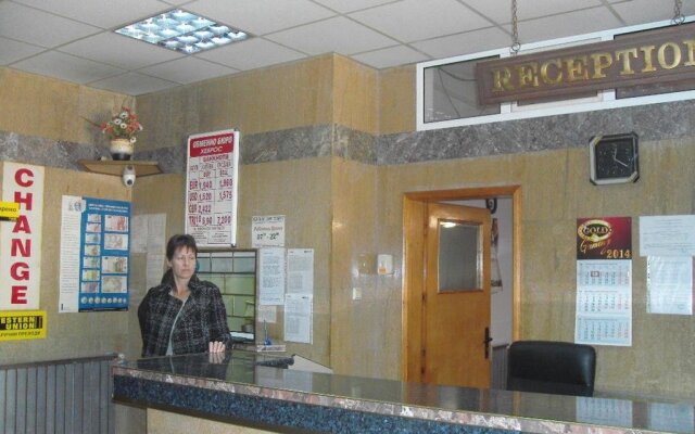Hebros Hotel