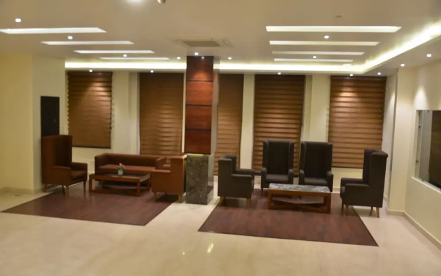Tulip Tree Hotel