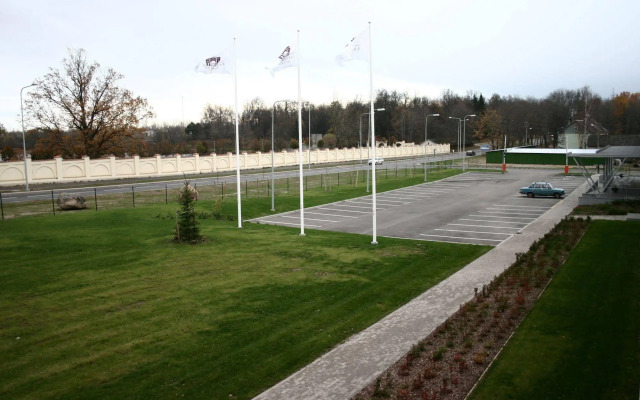 Raadimõisa Hotel