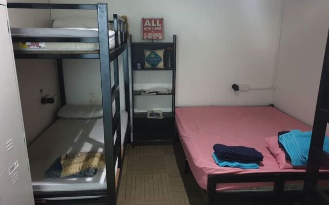 SPOT ON 89980 Homie Hostel
