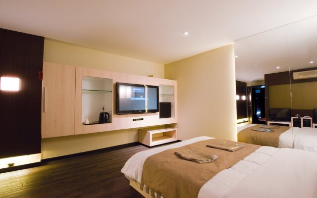 Hotel INK