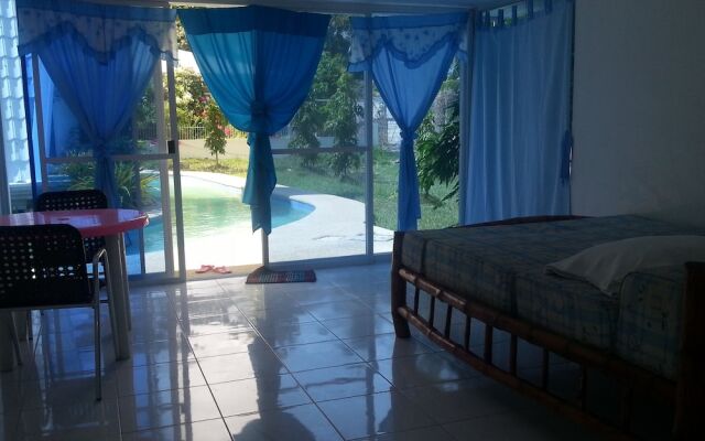 El Paradiso Resort