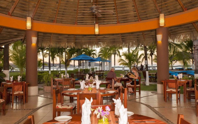 Bahia del Sol Beach Front Boutique Hotel