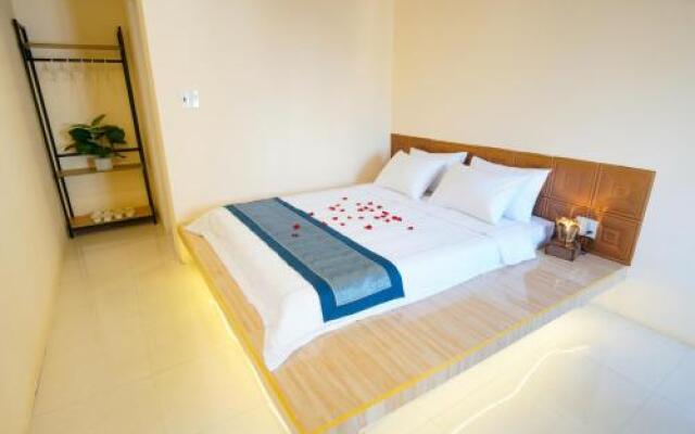 Sapphire Hotel - Hostel