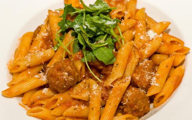 Holiday Inn Express Leeds City Centre Armouries by IHG