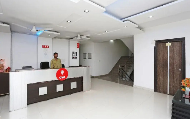 OYO 10257 Hotel Lotus Park