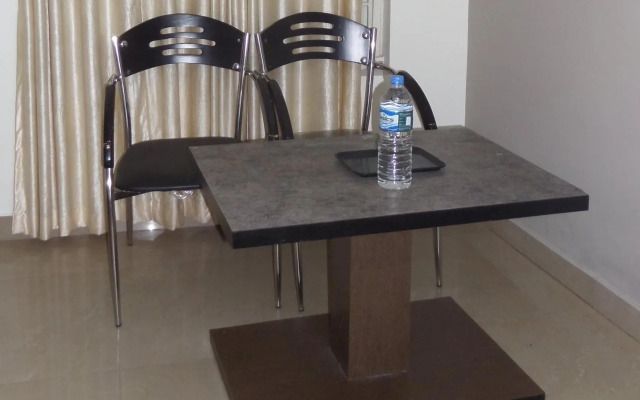 Hotel Revis Heights