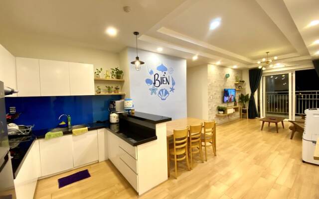 Diamond Sea Apartment