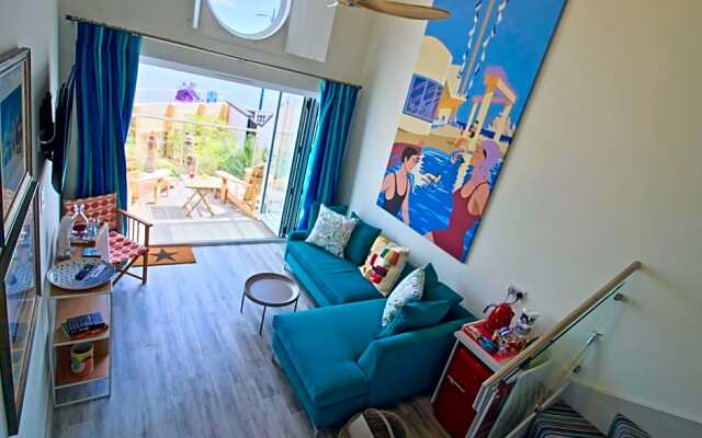 Beach Hut Suites