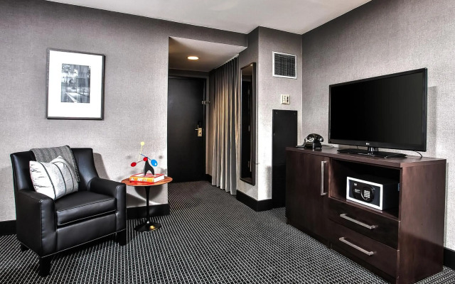 Lord Baltimore Hotel