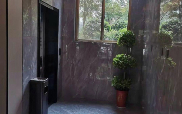 Dongfang Mingzhu Hotel