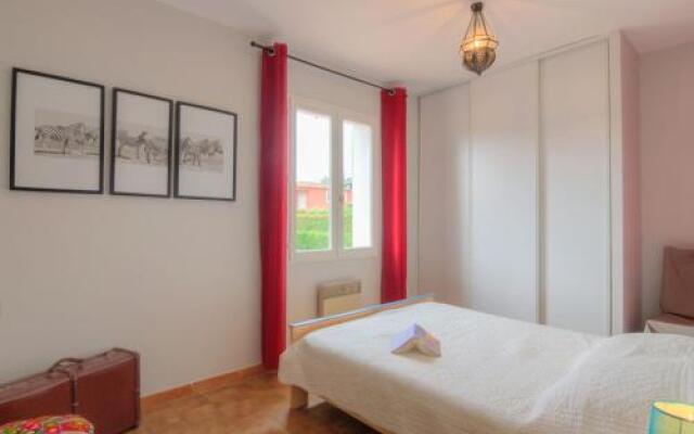 Holiday Home l'Oursinade