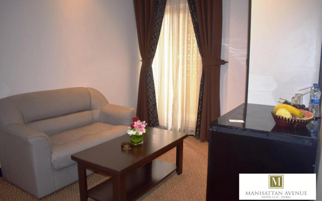 Manhattan Avenue Hotel