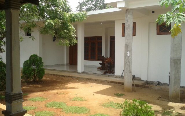 The Ritz Tourist Home