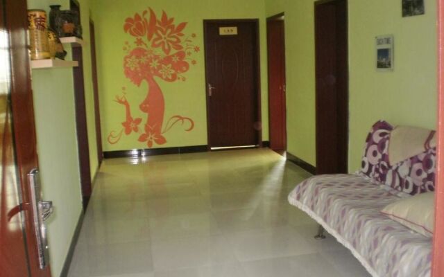 Huayi Youth Hostel