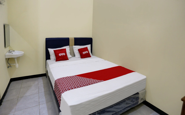 OYO 3767 Permata House