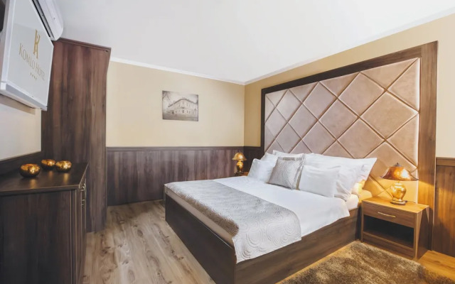 Komló Hotel Gyula