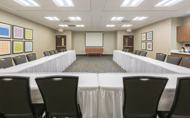 Holiday Inn Express Hotel & Suites Eugene Downtown-University by IHG