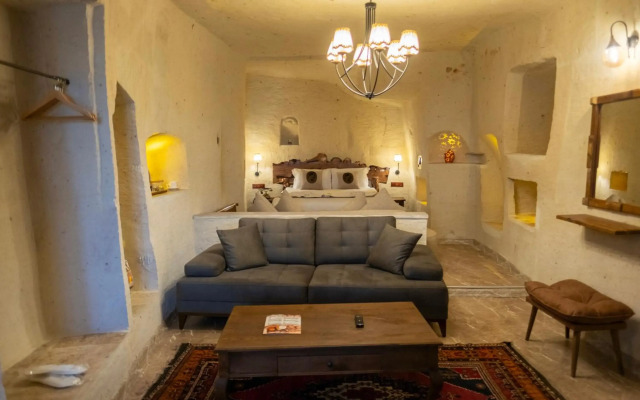 Urgup Evi Cave Hotel