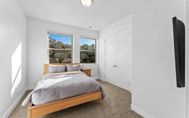 Gorgeous Lower Level of Stunning House Overlooking Swaner Nature Preserve
