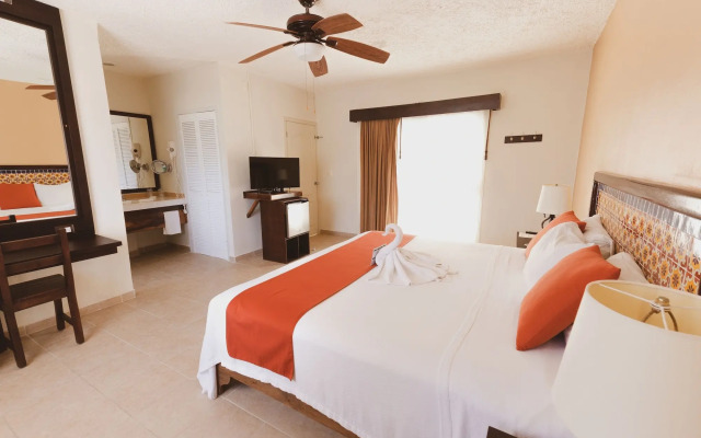 Petit Lafitte Hotel