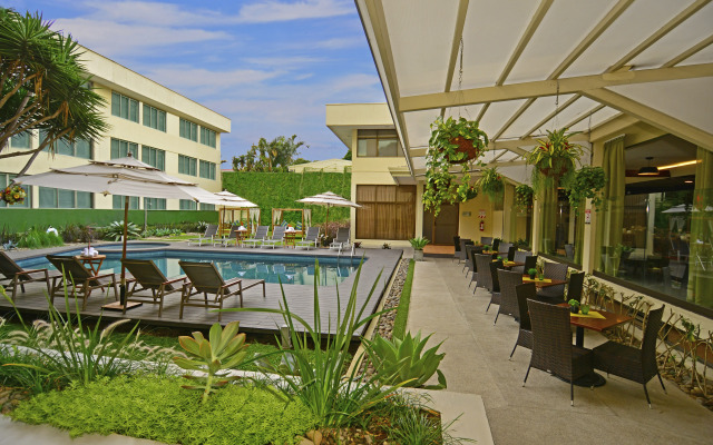 Auténtico Hotel
