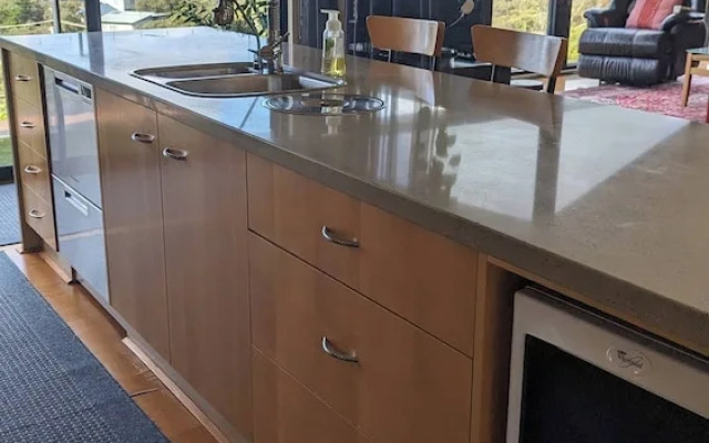 Fairhaven Beach House With Ocean Views and Tranquil Setting