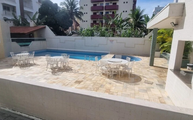 Apartamento com piscina perto do mar de Ubatuba, aceitamos crianças
