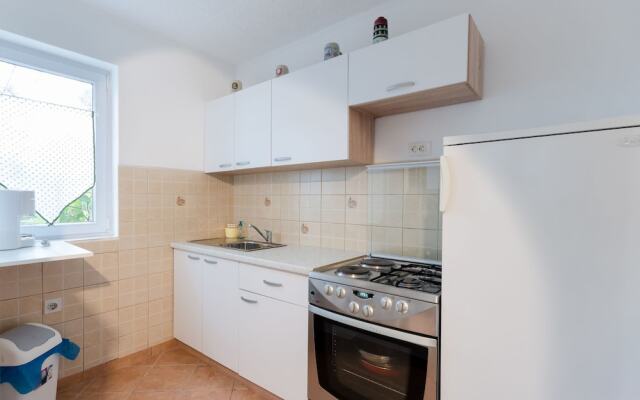 Apartments and Room Mirjana