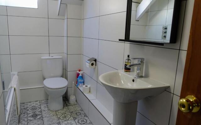 Troedyrhiw Holiday Cottages