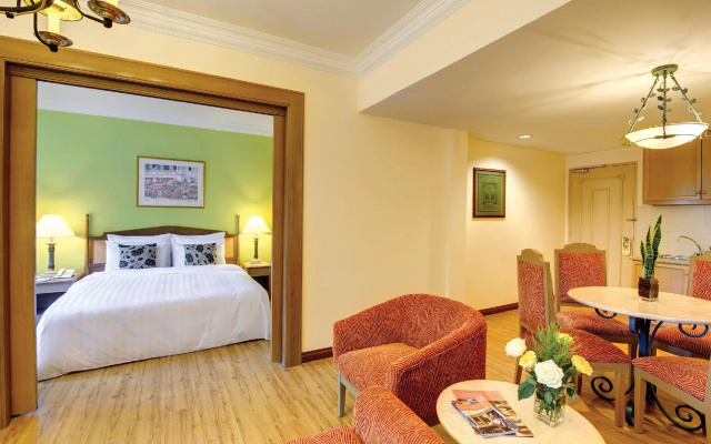 The Qamar Paka – Guest Rooms – Dungun